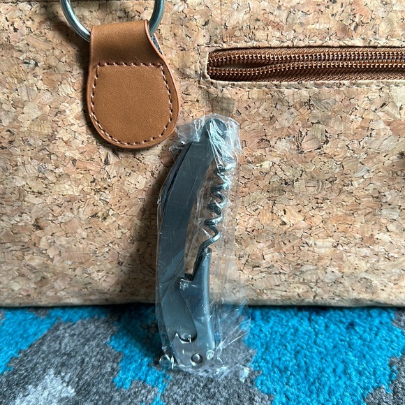 Chris's Stuff Wine Clutch Bag - Picture 3 of 5